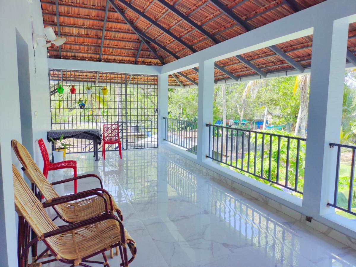 Malhar Marari Homestay Mararikulam Exterior photo